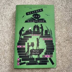 Heather and Homicide by Molly MacRae - Green Paperback